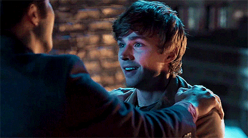 lovethephantoms:I mean I’m not into guys.  I know, I know, I know.  13 Reasons Why - Ross Butler, Miles Heizer  