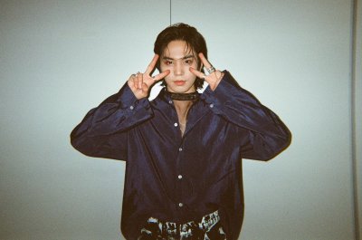 moonrock:210522 Fancafe Update Film Camera Jacket Behind 