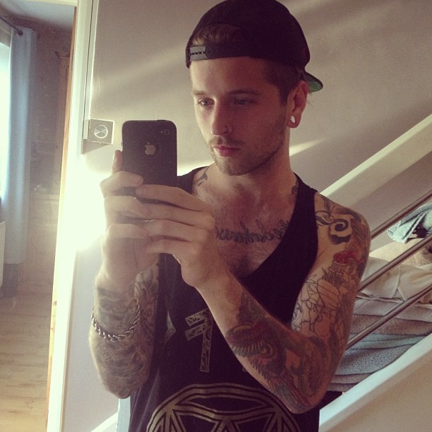 danburytomorrow:  Back home for 10 mins and already going back out for a push woo