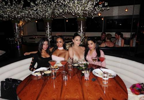 XXX Dinner with @ibellaan @ana_montana & photo