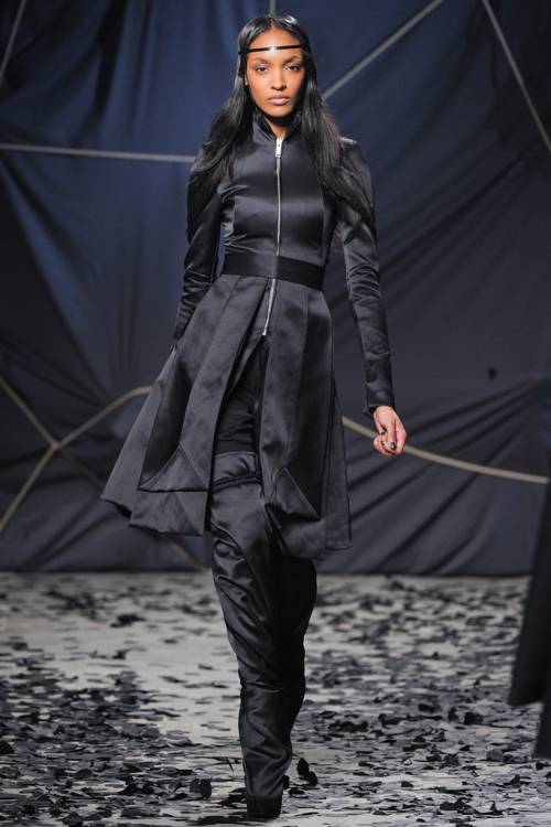 Gareth Pugh Fall 2012 Ready to WearAn outfit for Geralt, complete with pretentious headband