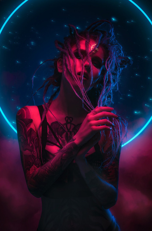 Porn Pics eduardkorhonen: Neon Witch