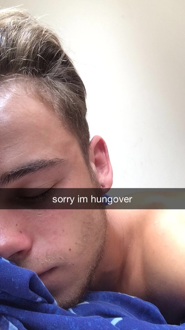 uncutaussie:  Love a bit of snapchat porn. 