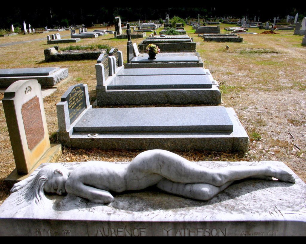 boyirl:  A gravestone commissioned by a widow to express her eternal and unbound