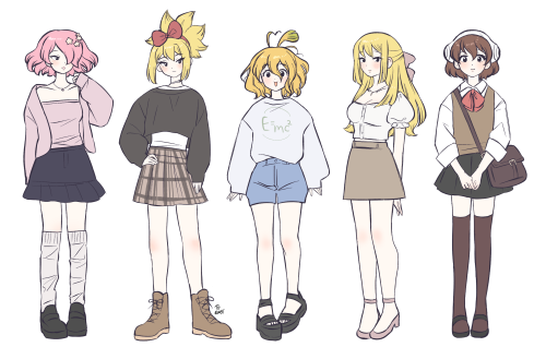  dcst gals in comfy clothes 