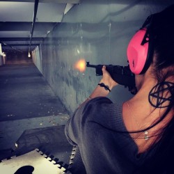 sashangray:  Pew pew #guns #rifles #bangbang