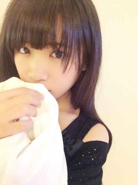 nogibaby:  Pic from Akimoto Manatsu blog 乃木坂46  秋元真夏