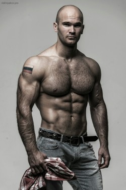 Follow my two hairy men blogs:http://sambrcln.tumblr.comhttp://hairysex.tumblr.com