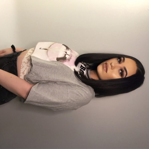halfgodess-halfhell:Playboy