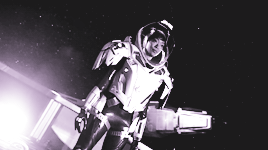 haloless:Michael Burnham for @burnhamsmichaelSometimes the only way to find out where you fit in is 