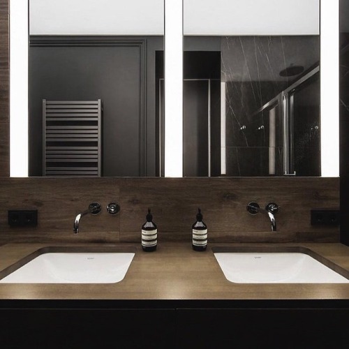 Less is more ___________________ #bathroom #interiors #decor #house #classy #simple #minimalist #fur