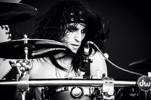 10 favourite photos of BVB taken by sedition1216music. One of my all time favourite photographers, I