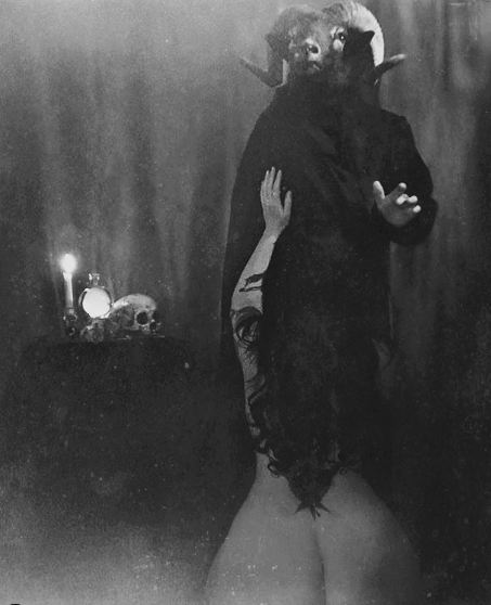 arcusxx:photo by light witch ( my edits )