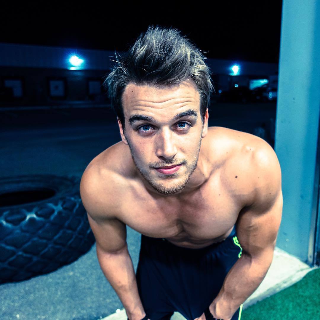 bold-and-masculine:  lumbrjax:  Instagram user @marc_fitt http://ift.tt/1WDpUH9 