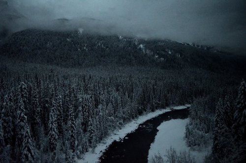 forintelse:A Dark Winter’s Eve by tickeltrunk