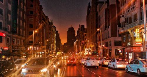 City lights&hellip; #madrid #places #lugares #people #gente #summer #verano #light #luces #urban