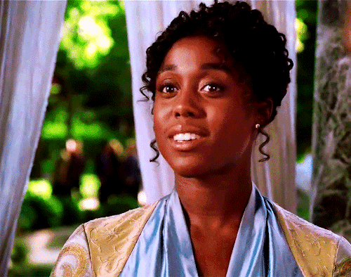 LASHANA LYNCH As ROSALINE CAPULET In