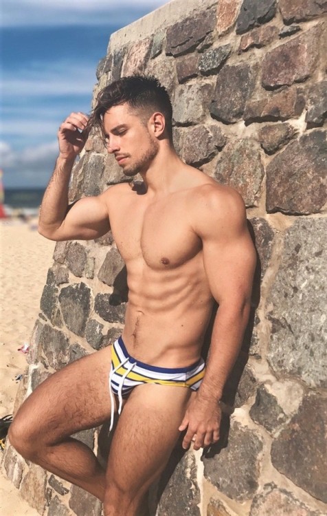 dex67:  Ryan Greasley porn pictures