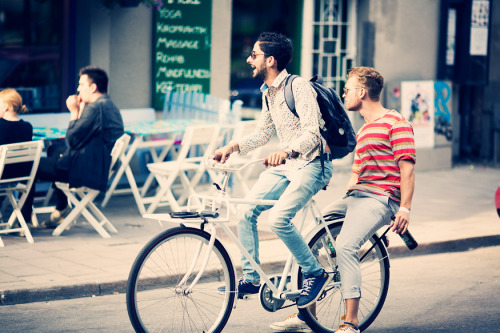 PLÖTSLIGT HÄNDER DET, PT 2: Another glimpse of Dutch styled inspired cycling in Stockholm!