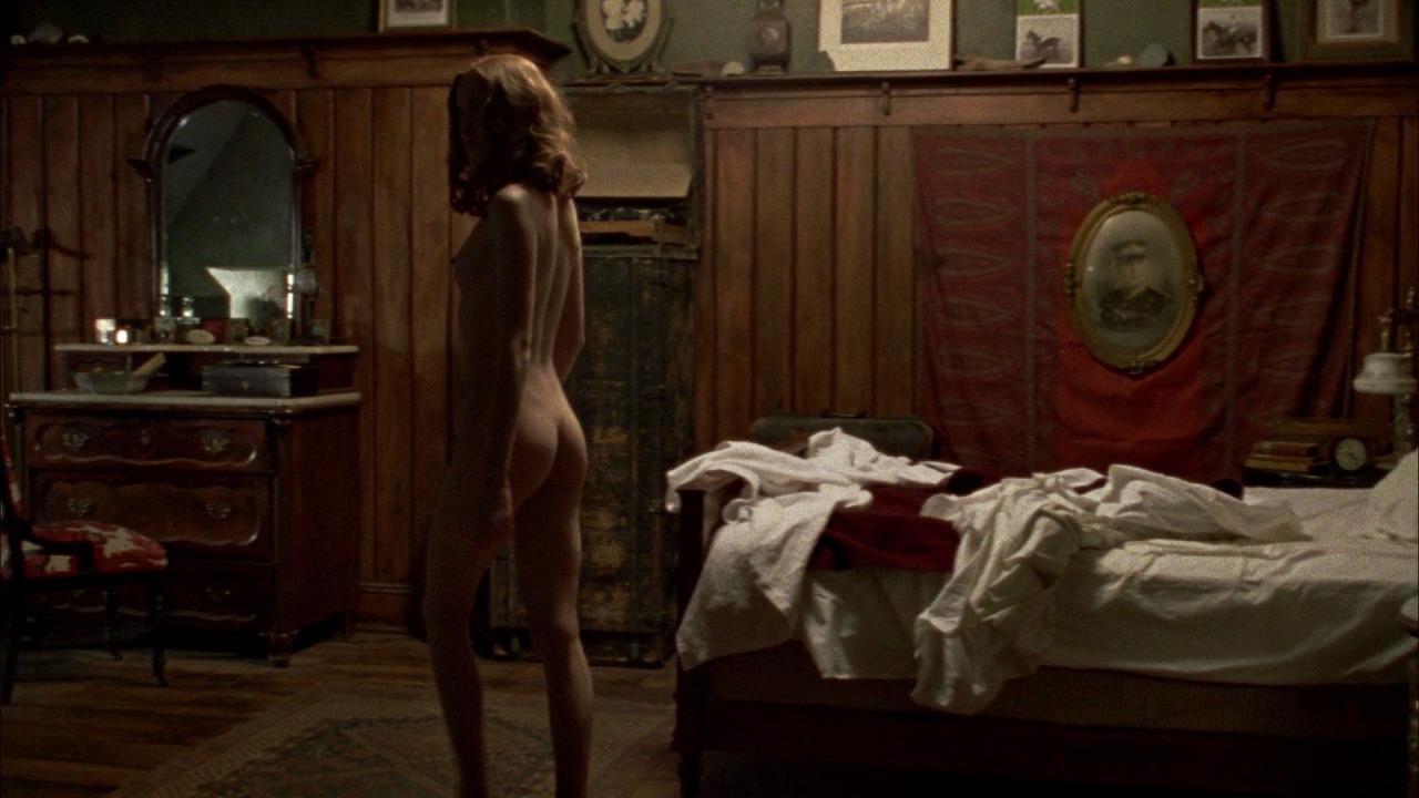 elegantcrusadestranger: Evan Rachel Wood  Mildred Pierce                