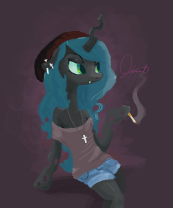 mbulsht:  twitchykismet:  Hipster Queen Chrysalis, Seemed appropriate.Also, stealing from Stereoflier.Also, The cigarette is glued to her hoof. It didn’t look right sticking it through one of the holes.  this is perfect 