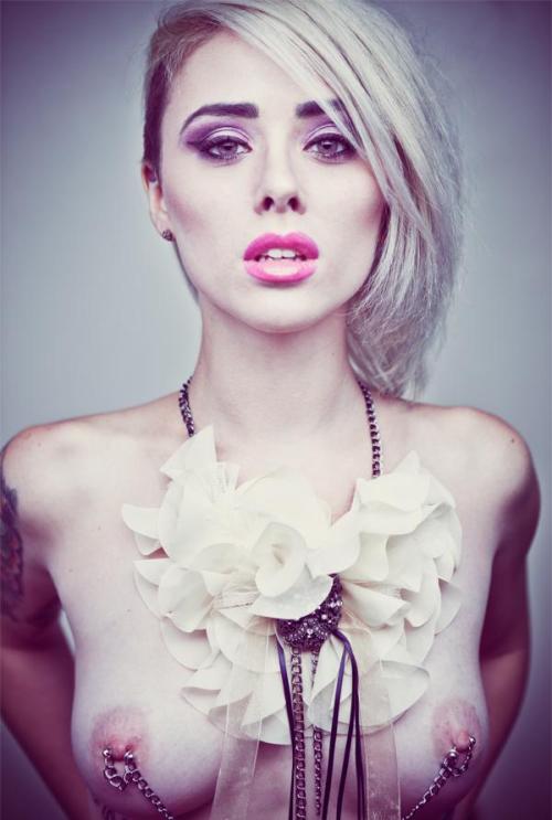 wanna-do-bad-things-with-u:  Alysha Nett