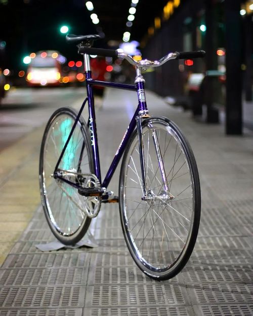 Reposted from @biclaa La nueva bici de @xoanasm . . Gracias nuevamente ! . . @jahaatu#tallerdebici