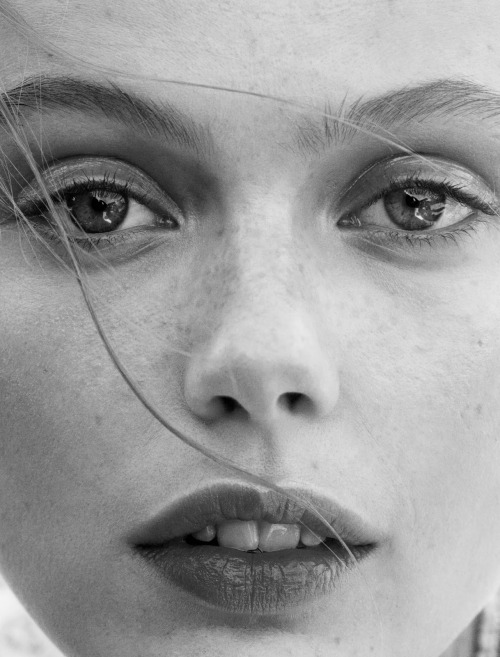 senyahearts: Frida Gustavsson by Benjamin Vnuk for Glamour France, May 2015