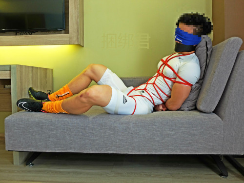 kbkingdom: my private slave 2, what an athletic boy!!