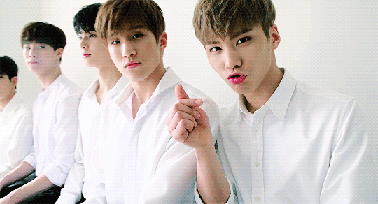 sanhapup: hearts from astro~ 💜🌈
