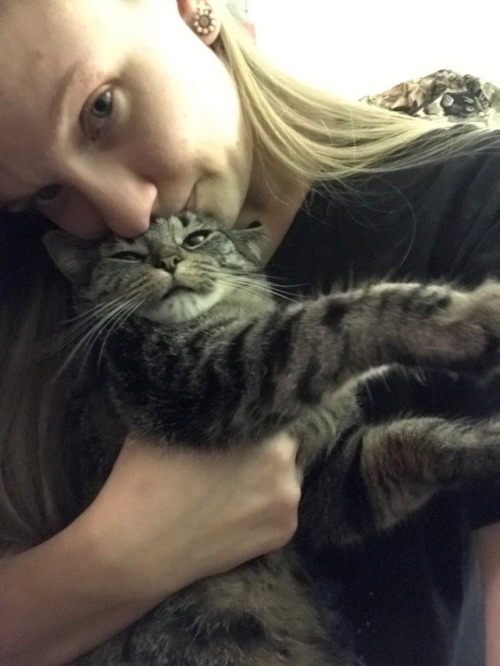 A smol friend. A bebby.