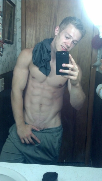 gayamateurclub:  Follow the Gay Amateur Club.http://gayamateurclub.tumblr.com/