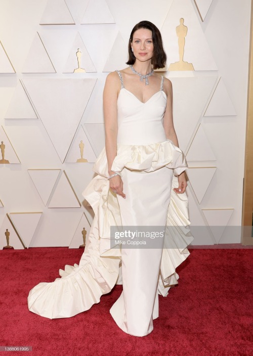 Caitriona Balfe at the 94th Annual Academy Awards red carpet