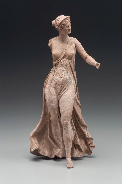 mini-girlz:Flying Nike (Victory) GreekEast GreeceHellenistic Period, 2nd century B.C. Myrina, Aeolis