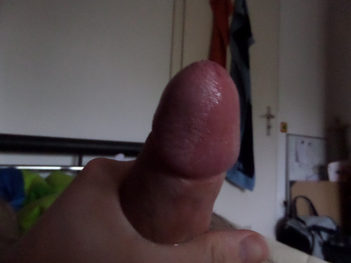 thought-audit:  Circumcision Style: Low and TightThis Reddit user has barely any remaining sensitive inner foreskin left–even when compared to other cut men.