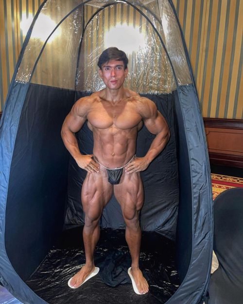 musclecomposition:Physique model, Daniel