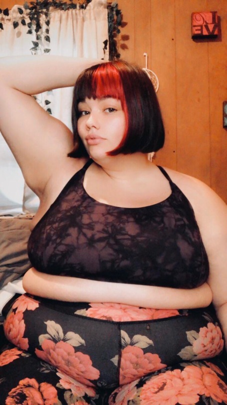 hotfaat:Reddit : subflowershowers19