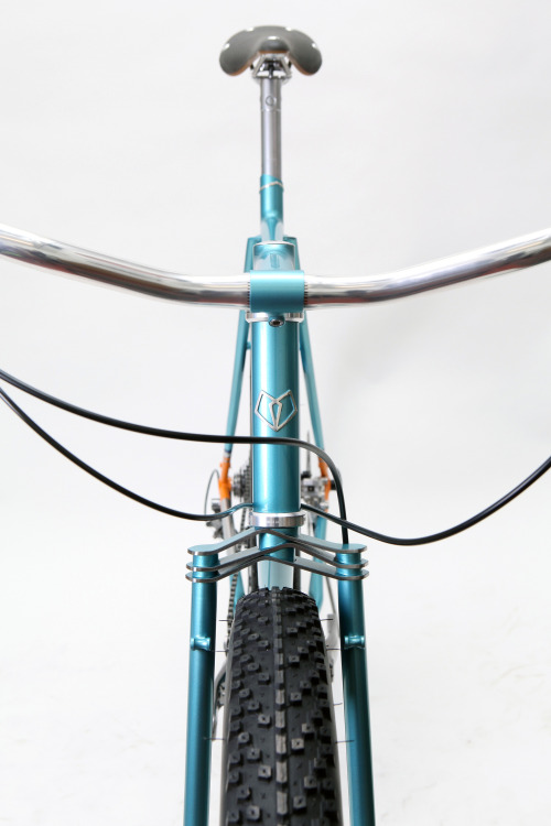 cornersandcurves: www.hartleycycles.com/camilles-demi-porkeur