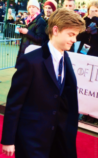 newtporn:  merenwen-gallery:  merenwen-gallery:Thomas Brodie-Sangster   mine
