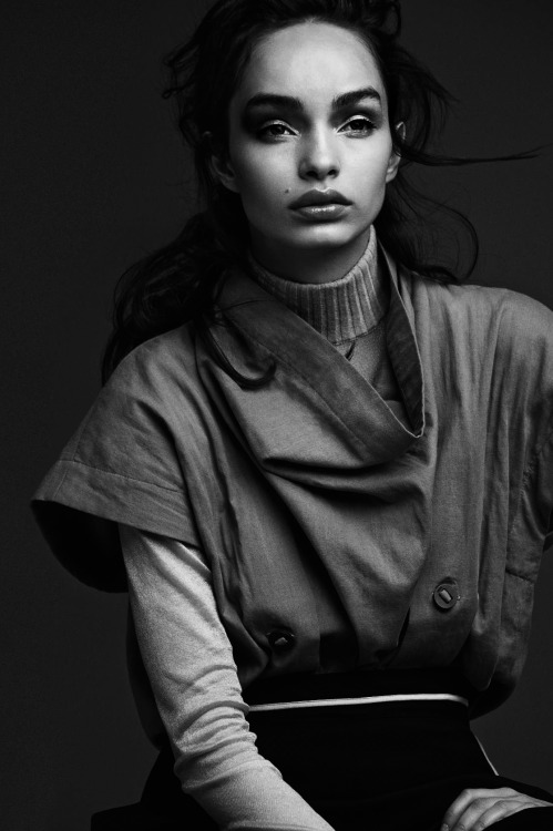 amy-ambrosio:  Luma Grothe by Ben Morris for Elle Russia, Aug 2015.