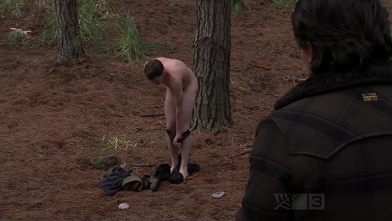 facesfullfrontal:  From Restituda.blogspot.com -  SyFy Channel’s “The Almighty