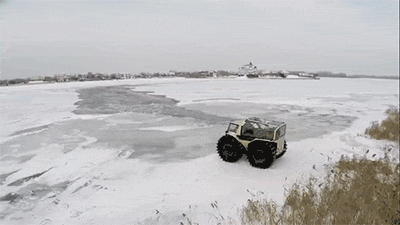 digg:  Hold on when did Russia get trucks that are actually tanks?