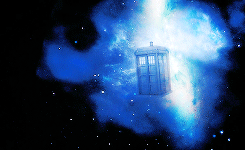 natailerushman:Oh, that box. You’ll dream about that box. It’ll never leave you. Big and little at t