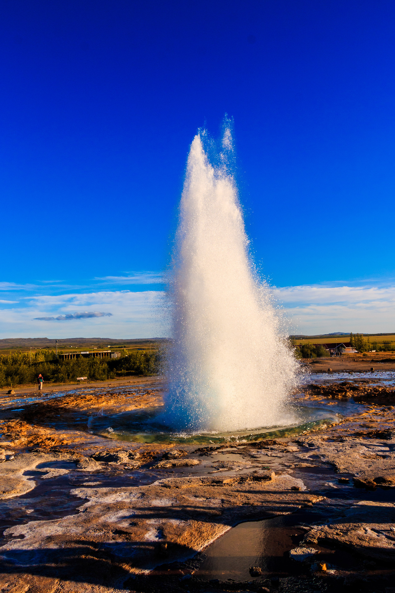 nature-hiking: Strokkur - Iceland, August 2017 photo by nature-hiking 