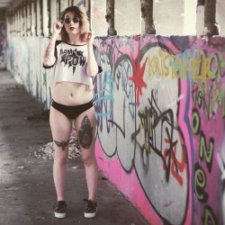 linnasuicide:Merci Vito haha @zivity #zivity #shoot #suicidegirls @frenchsgs @suicidegirls #shooting