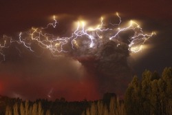 Grenade187:  Chilean Volcanic Eruption. It’s Like Every Acdc Album Cover Came To