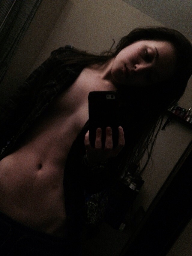 c0ntain:  won’t u call me baby?