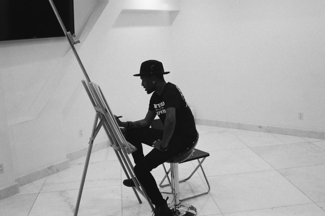 mpr1m3:Myslef (@markusprime_) sketching Beautiful session with @blacklorelei7 shots