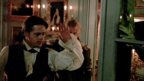 dandelioncourt:my new aesthetic is louis shutting down lestat with his hand