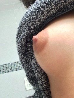 anothersexdiary:  My nipple